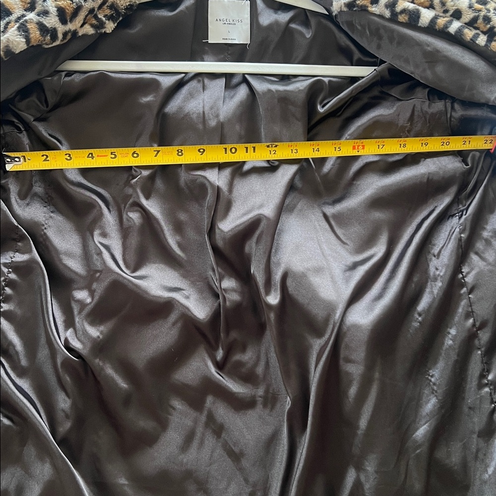 Angel Kiss Animal Print Teddy Jacket - Picture 8 of 8